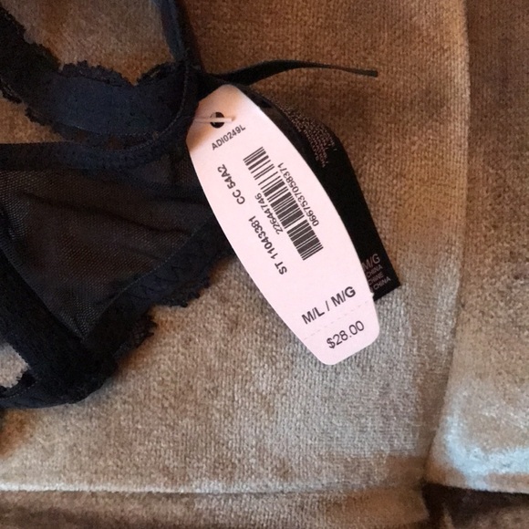 Vintage Victoria Secret Garter Belt NWT Black Lace - Picture 10 of 10